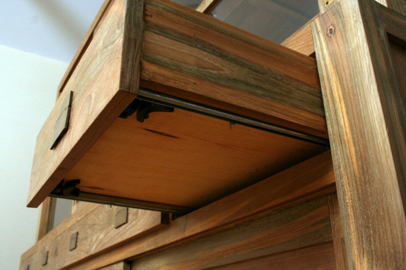 OCTA | Sliding doors cabinet