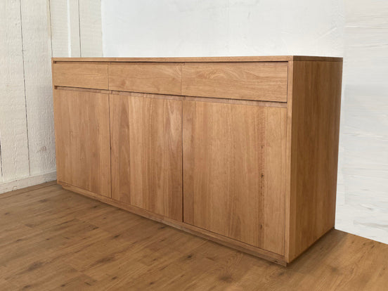 contemporary sideboard, 3 doors 3 drawers