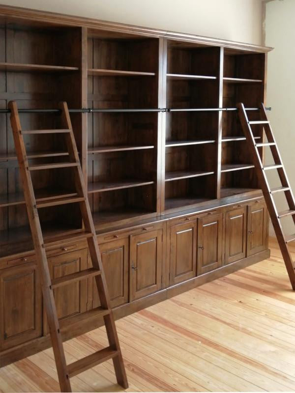 Sets of 2 attached bookshelves with ladder mo9084