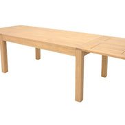 Extendable dining table