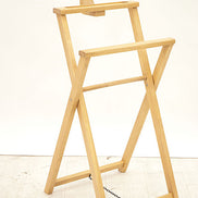 Foldable valet stand