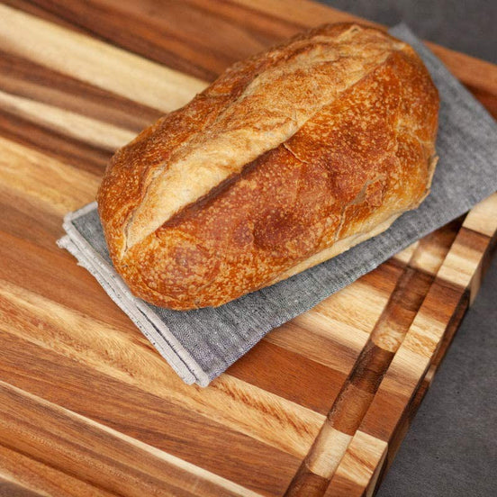 Large cutting board with groove