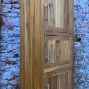 Bathroom storage cabinet