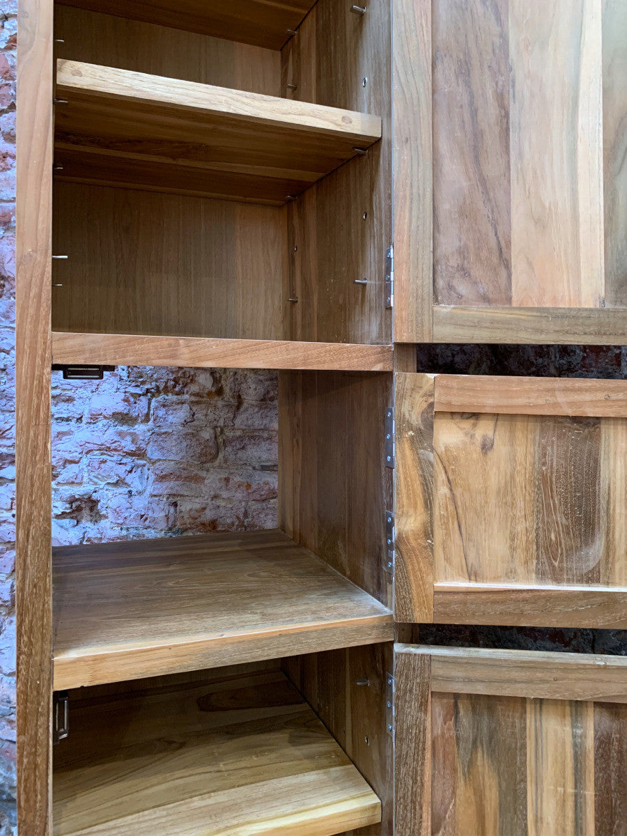 Bathroom storage cabinet