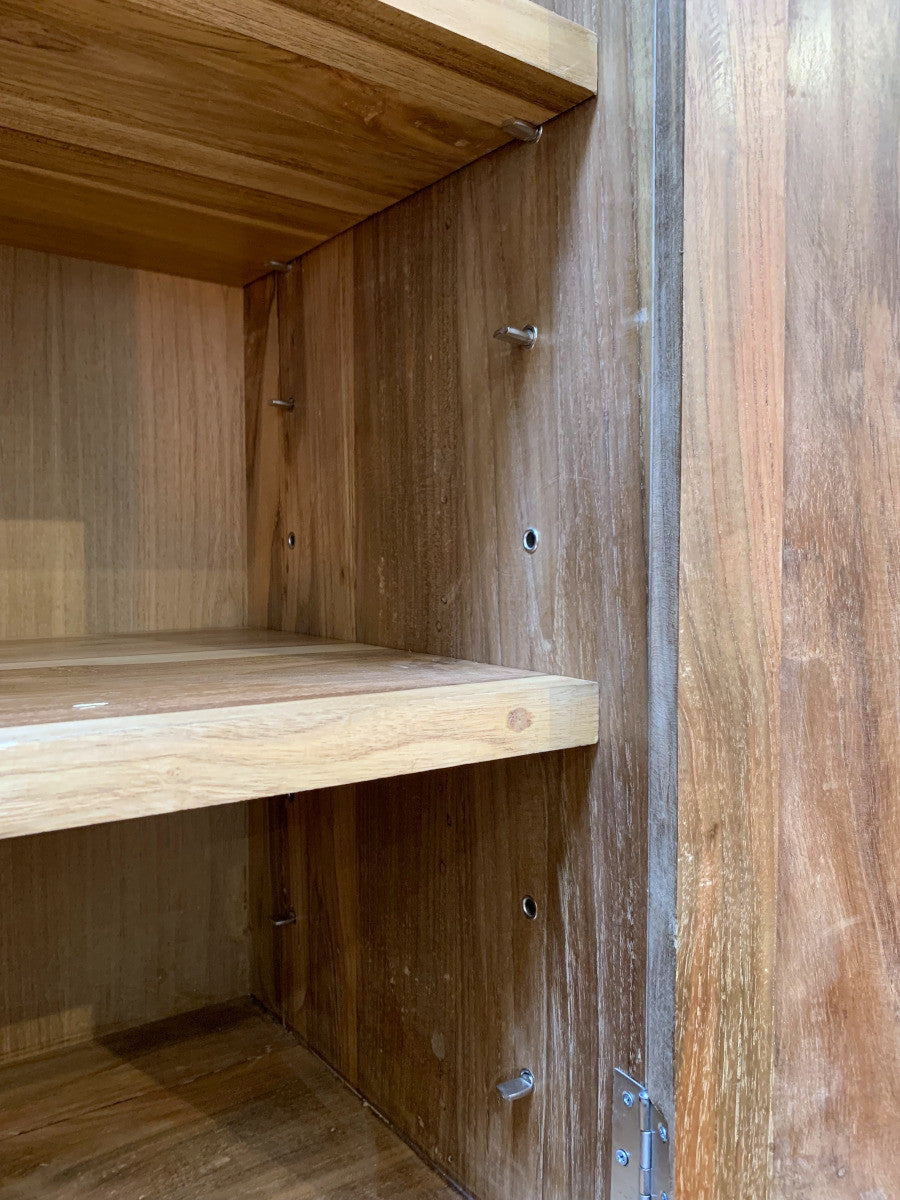 Bathroom storage cabinet