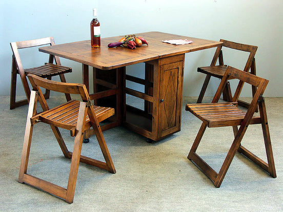 Set 4 chairs & kitchen table