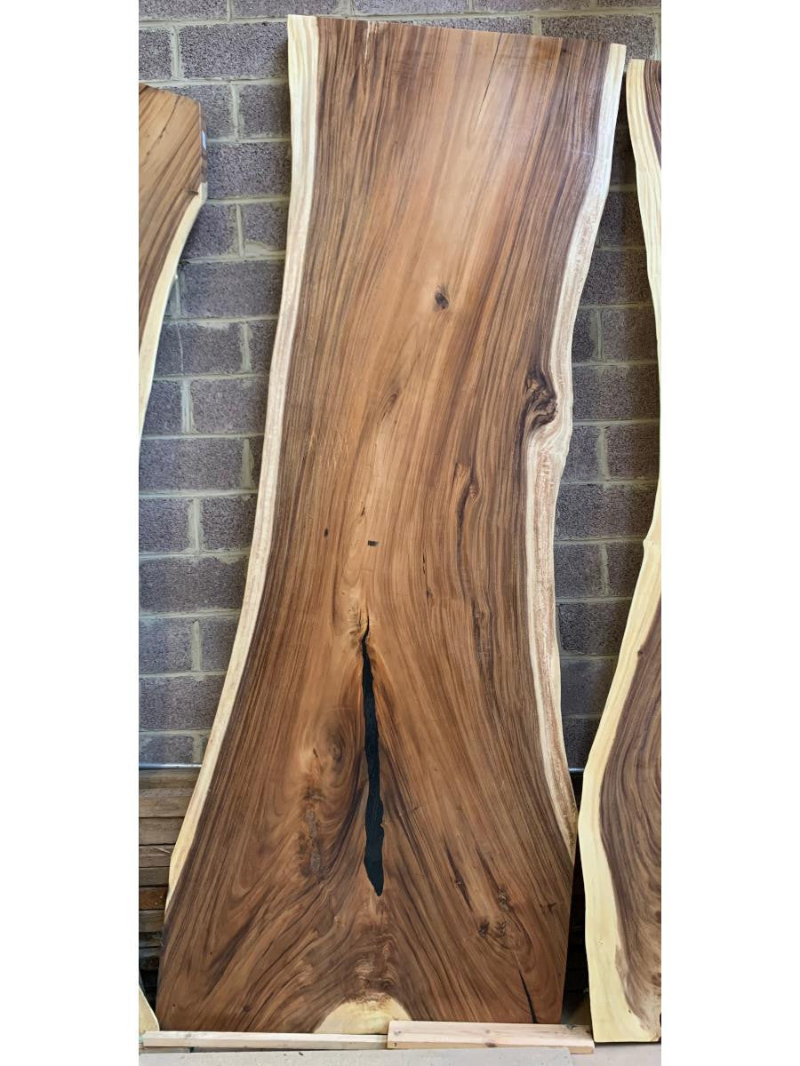 Acacia Slab 315 x 106_94_122 cm Resin