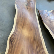 Acacia Wood Dining Table 314 x 120_91_112 cm Resin