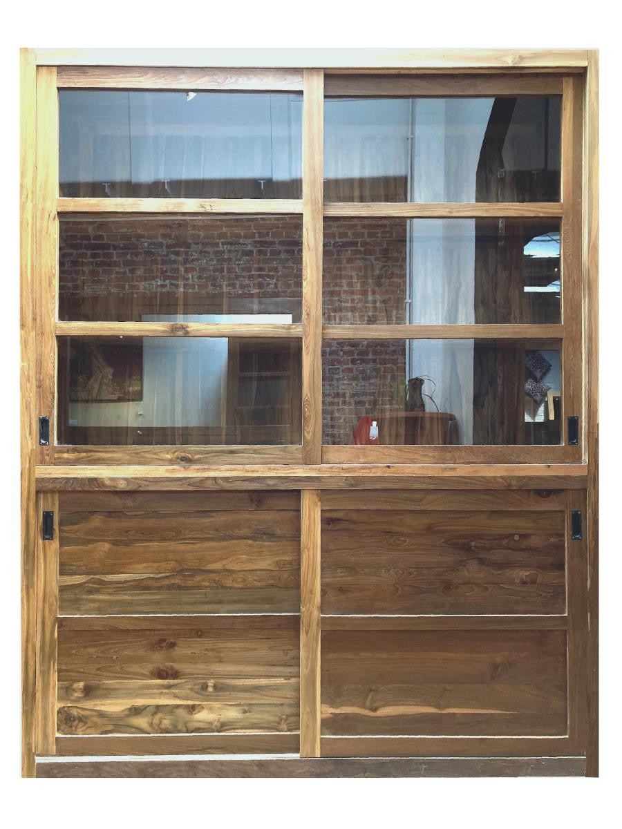 Sliding doors cabinet with drawers