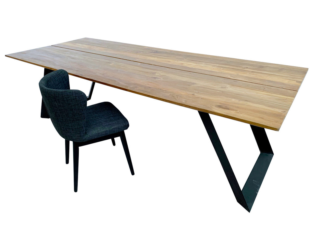 Long Dining table with metal design Legs