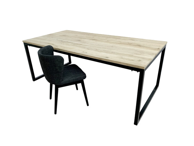 FINELI oak| Dining table with metal legs