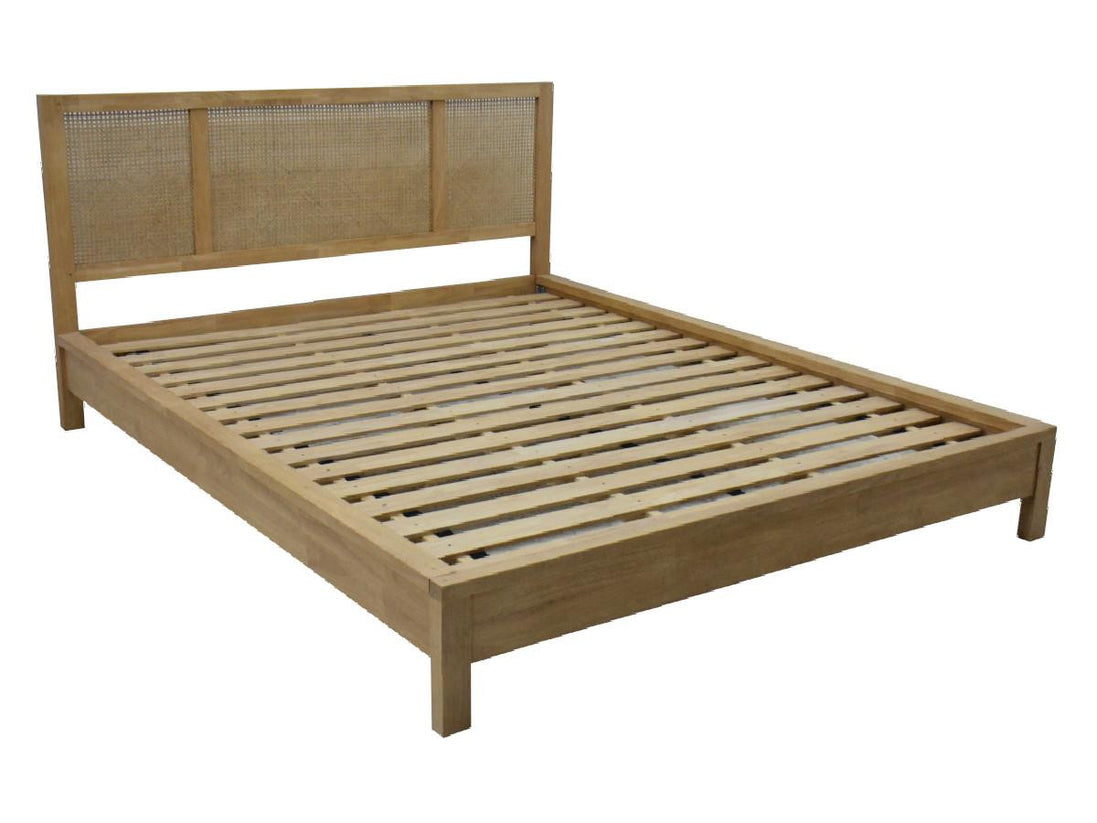 Bed  with rattan bedhead | Collection Flores