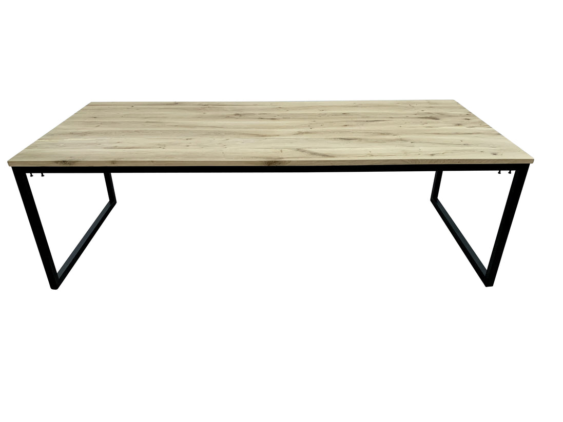 FINELI oak| Dining table with metal legs