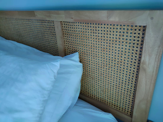 Bed  with rattan bedhead | Collection Flores