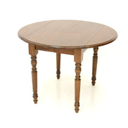 Dining table with extensions (Up to 226 cm long)