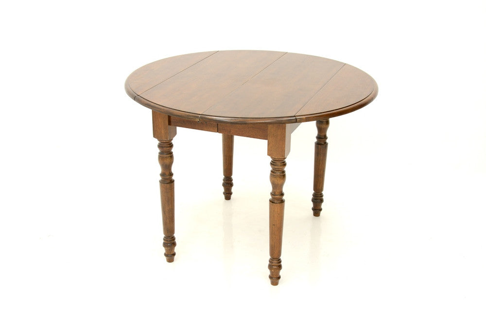 Dining table with extensions (Up to 226 cm long)