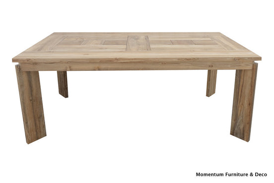 STREAMLINE | Dining table