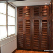 02351 | Dressing room in teak wood