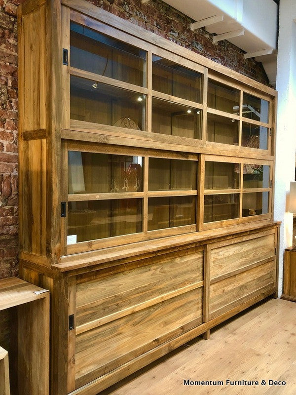 VERBIERS | Display cabinet