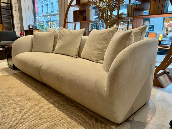 Sofa : PEBBLE