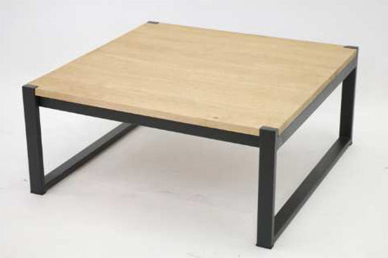 Coffee table with metal legs