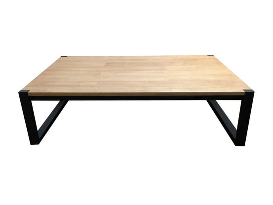 Coffee table with metal legs