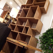 Cubes unstructured bookshelf