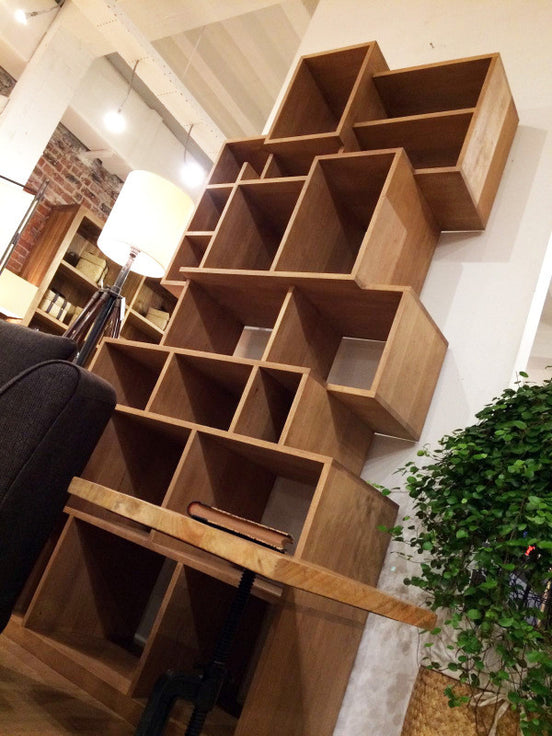 Cubes unstructured bookshelf