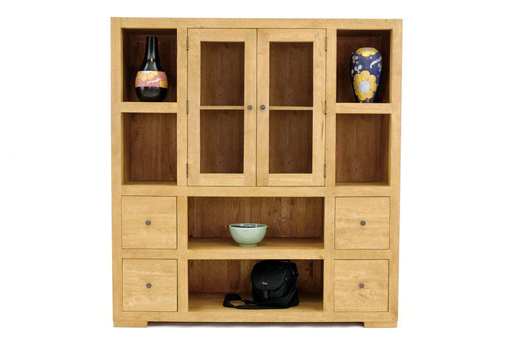 Glazed cabinet with shelves
