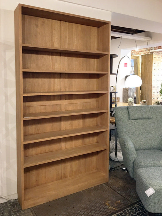 Contemporary bookshelf