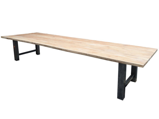 ALMA | Dining table