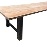 ALMA | Dining table
