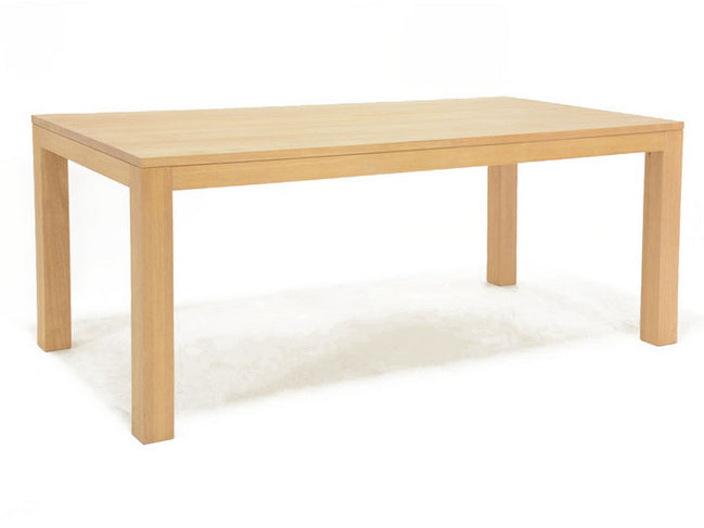 Kubieke eettafel, vierkante poten, Groove design