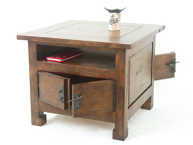 Side table with 2 doors, Chinese style