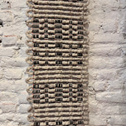 Feutré.e : Handwoven textiles 190 x 35 cm